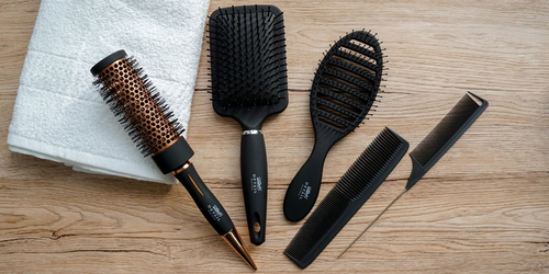 N�stroje, ktor� rozhoduj�: Kefy a hrebene Detail � Hair style